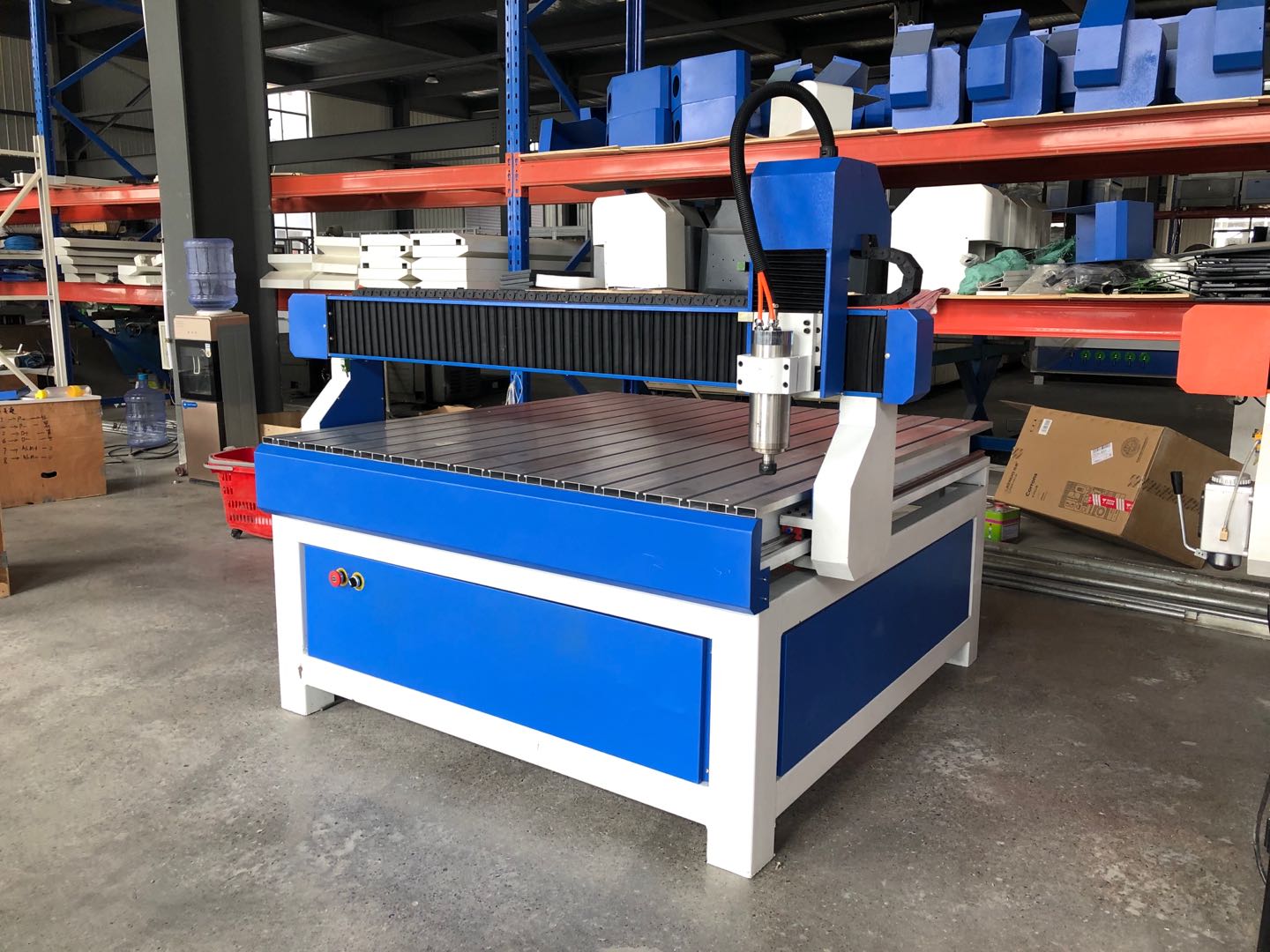 CNC ROUTER MACHINE